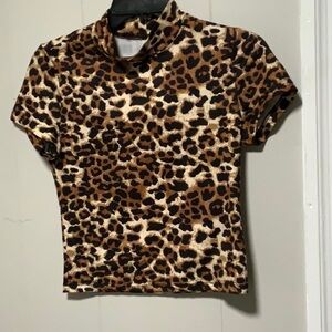 Leopard Print Short Sleeve Top
